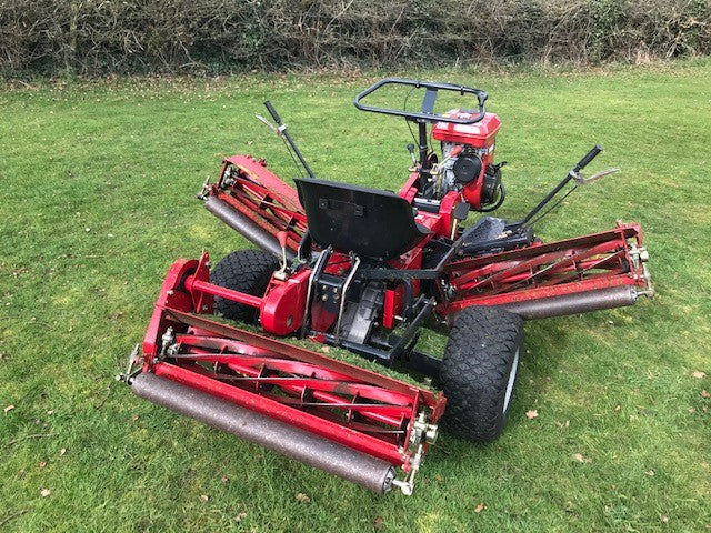 Second hand 2025 triple mowers