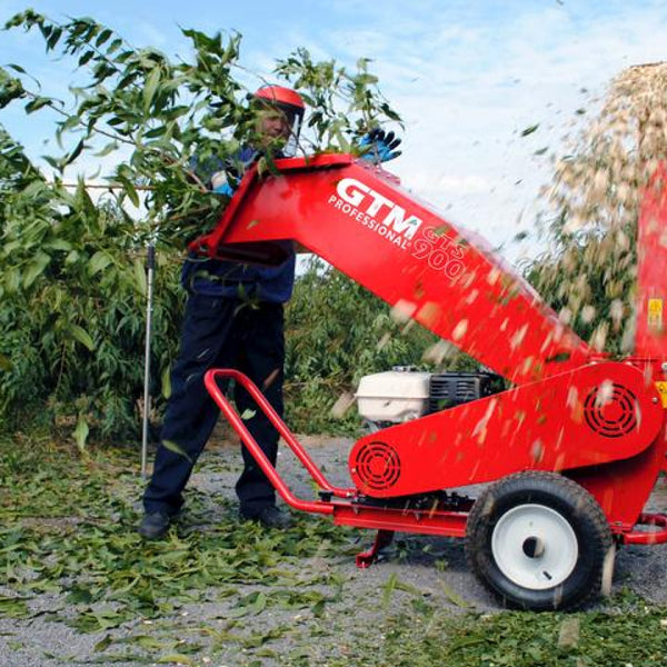 A Guide To STIHL Chippers And Shredders