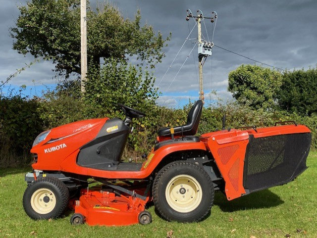 Kubota GR2120 Diesel Rideon Mower