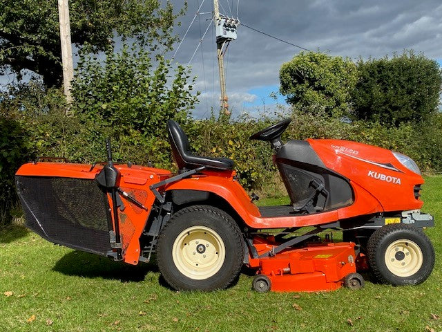 Kubota GR2120 Diesel Rideon Mower